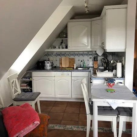 Apartment Doerpstrat 93a _ Schoene Reetdachw Risum-Lindholm
