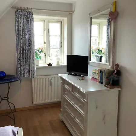 Doerpstrat 93a _ Schoene Reetdachw Apartment
